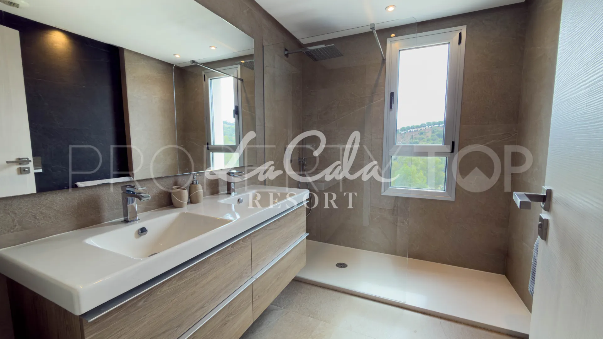 Adosado con 3 dormitorios a la venta en Mijas Costa