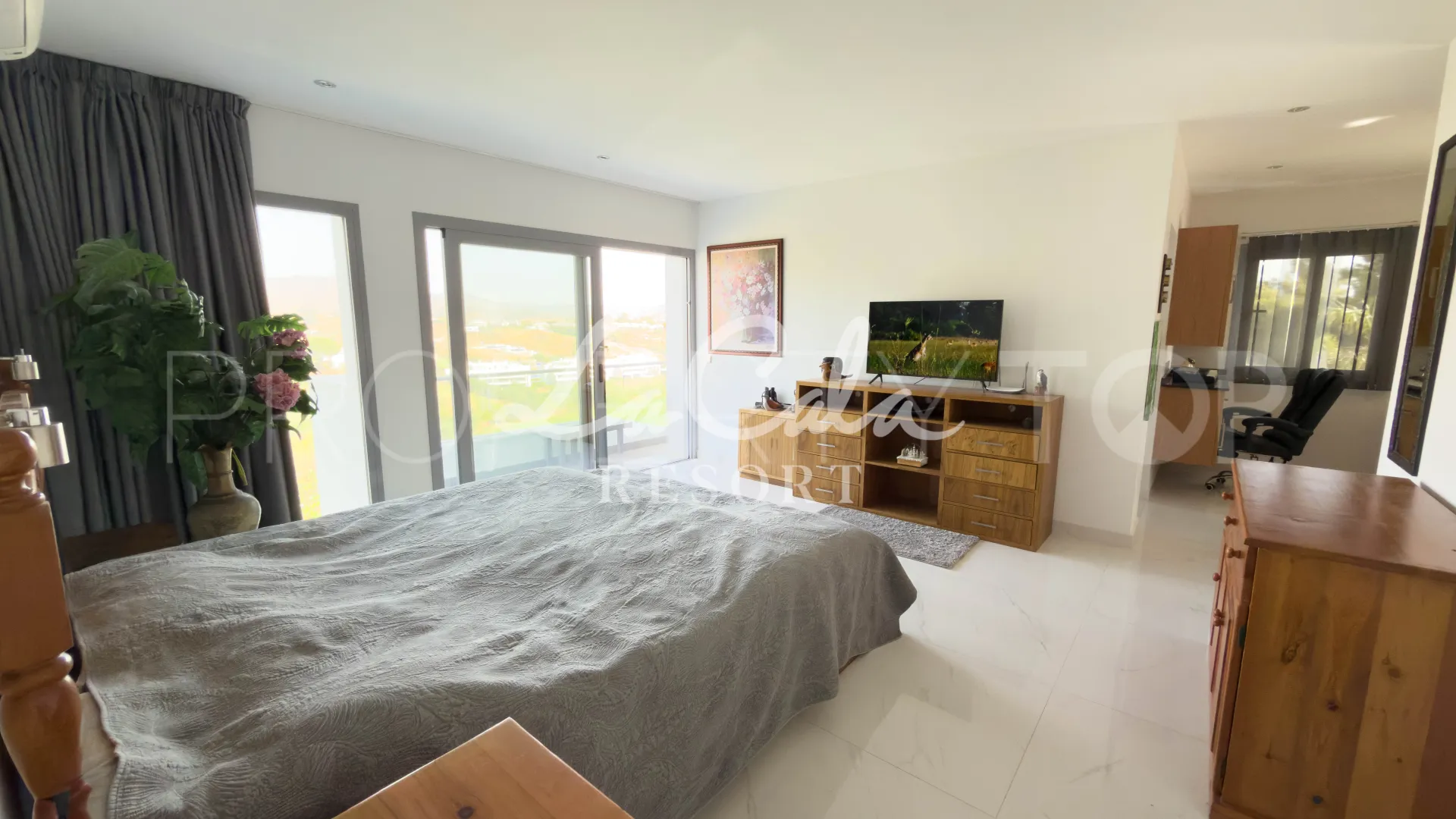 Se vende villa en Cala de Mijas de 4 dormitorios