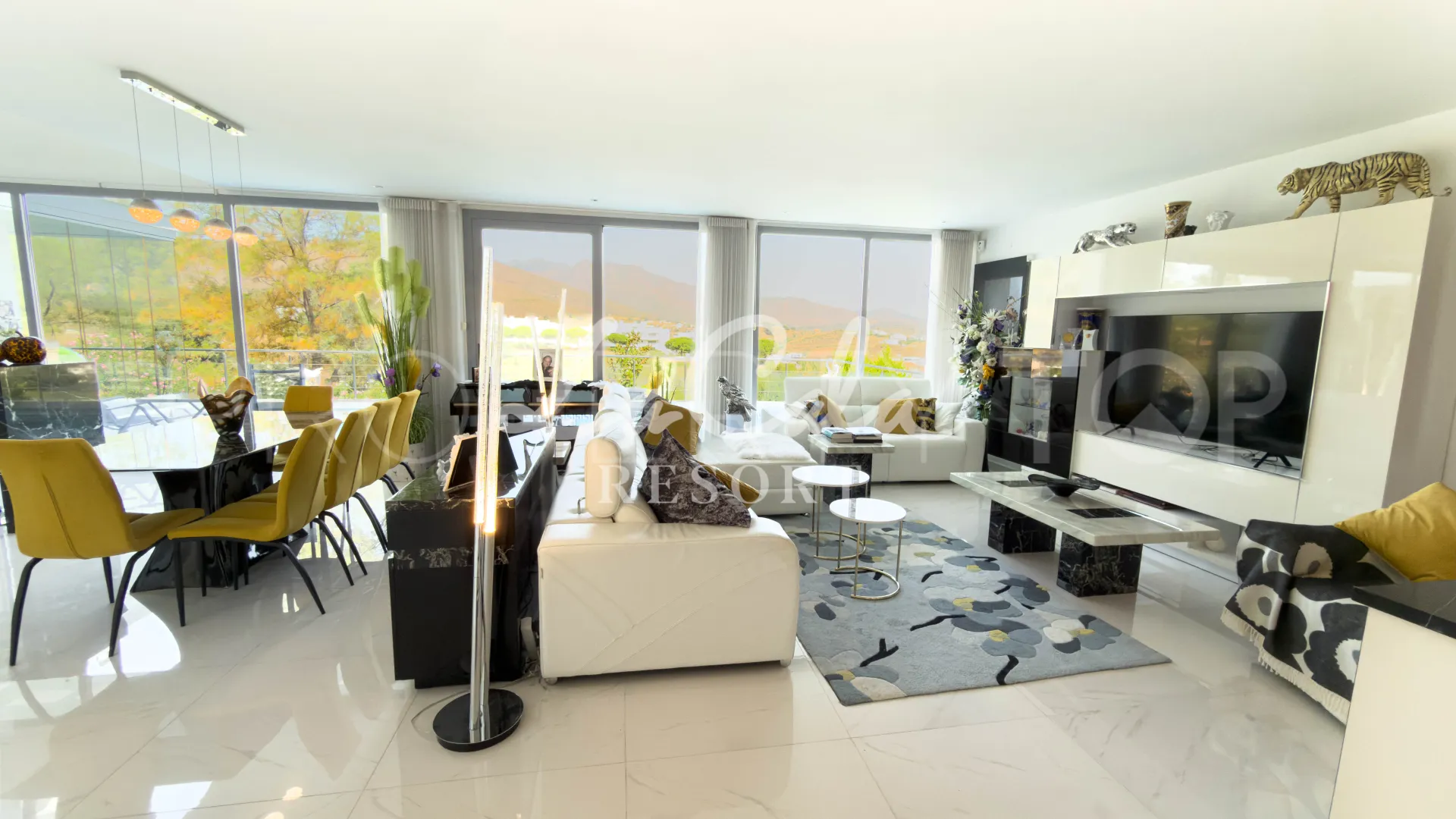 Se vende villa en Cala de Mijas de 4 dormitorios