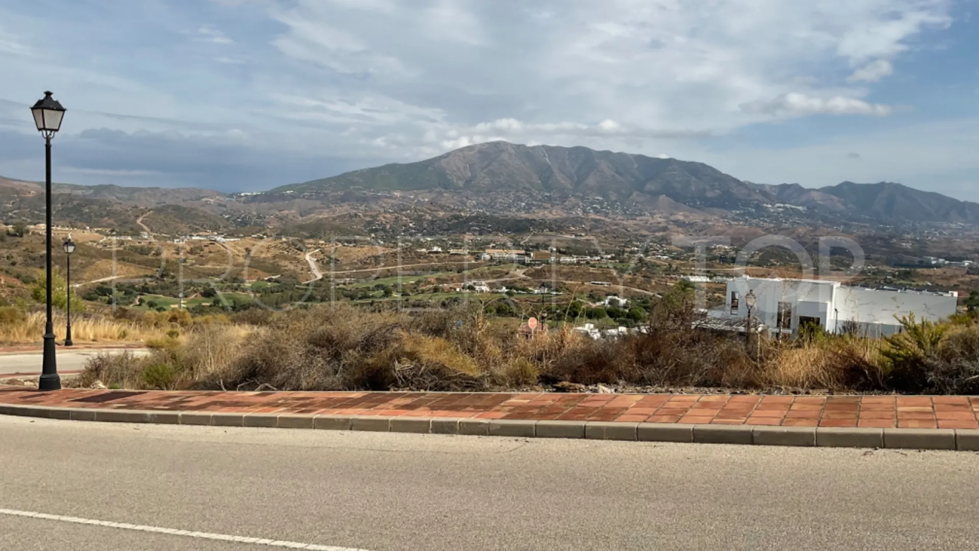 Plot in La Cala Golf Resort for sale