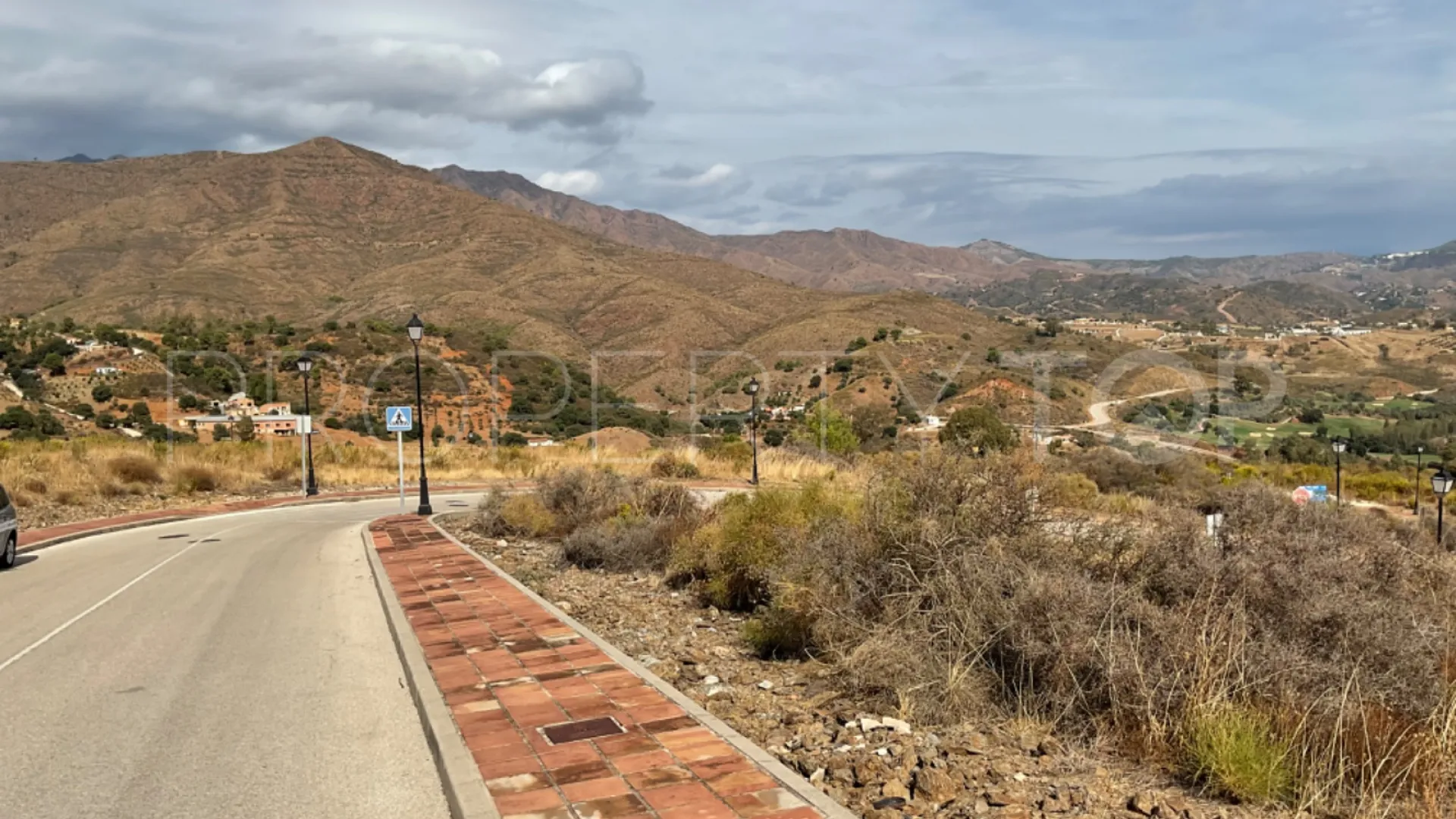 Plot in La Cala Golf Resort for sale