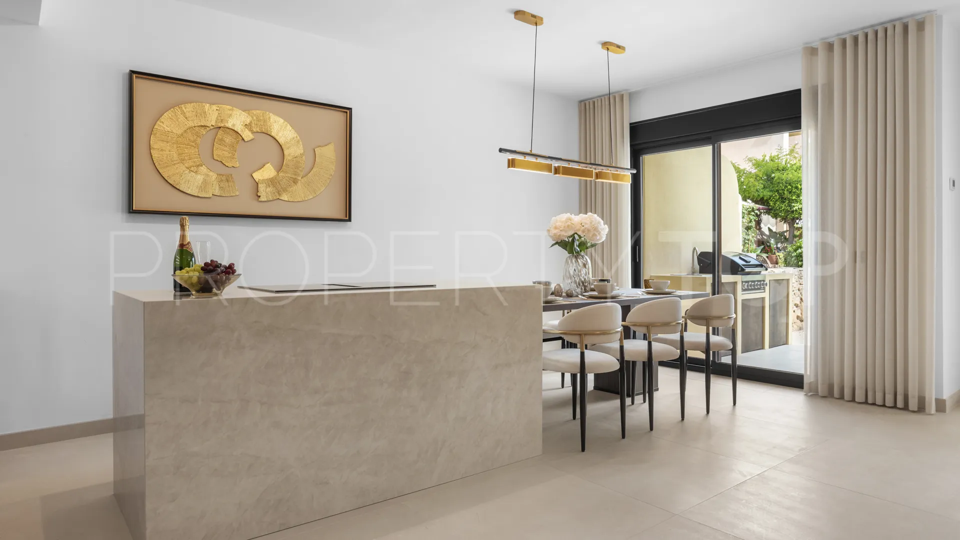 Pareado de 4 dormitorios en venta en Jardines de las Lomas