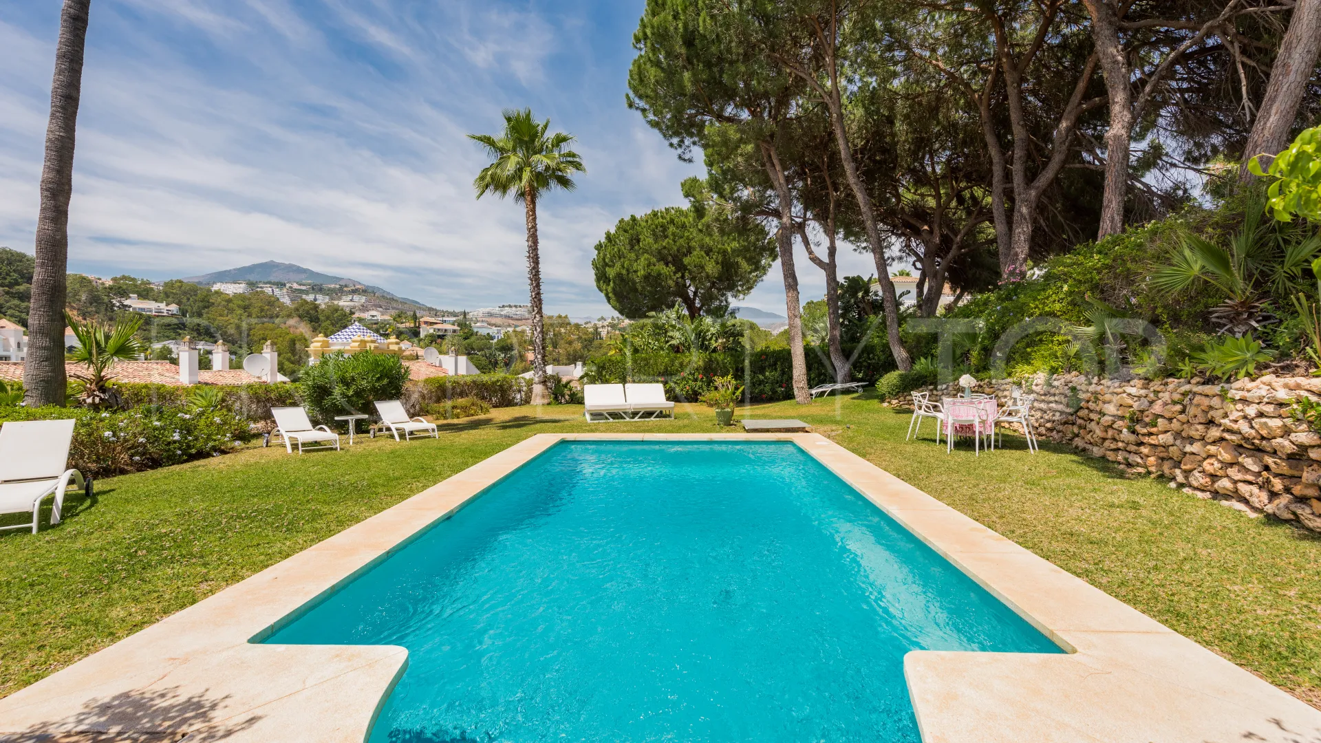 For sale villa in La Quinta