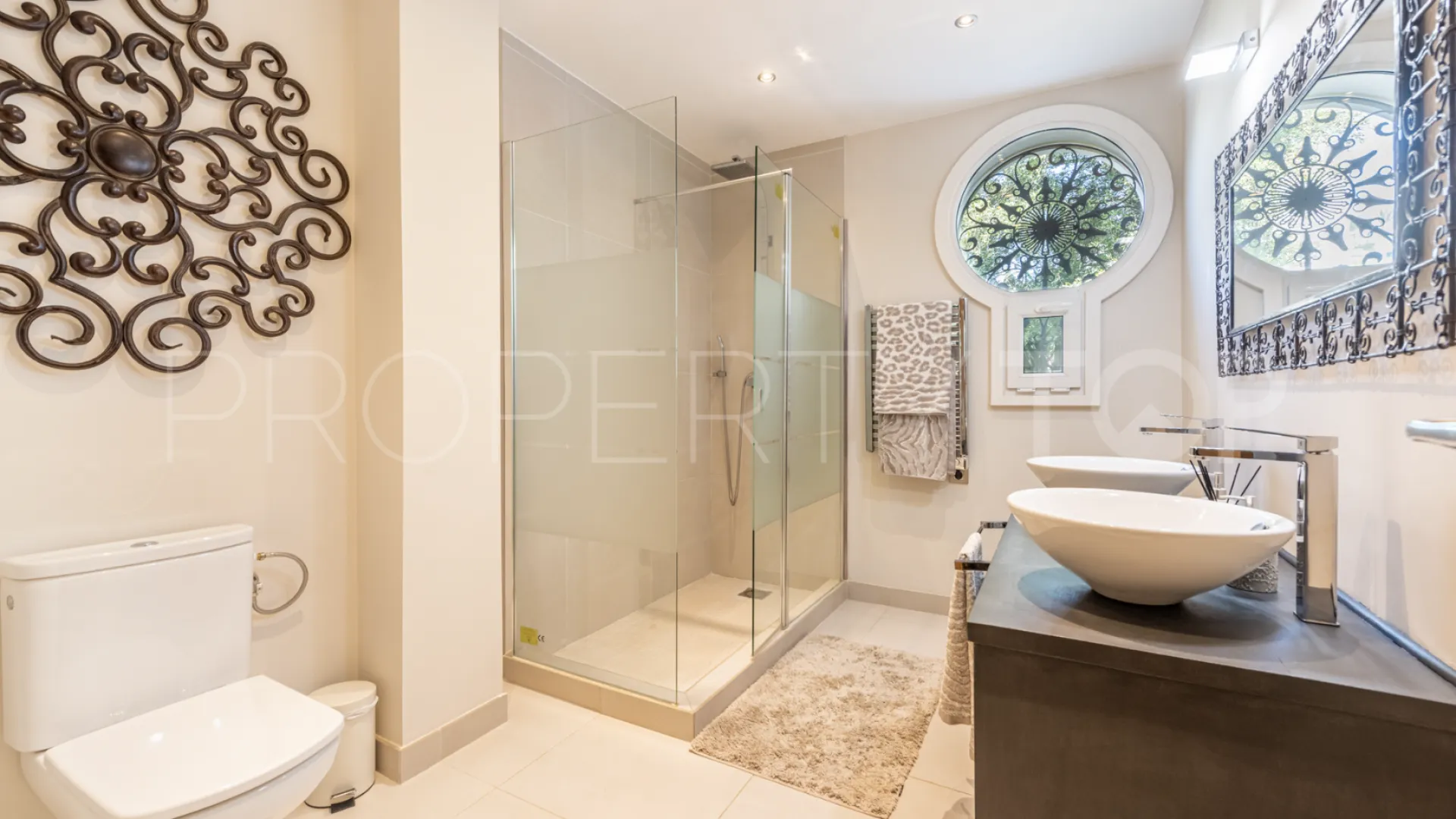 For sale Los Naranjos Golf villa with 4 bedrooms