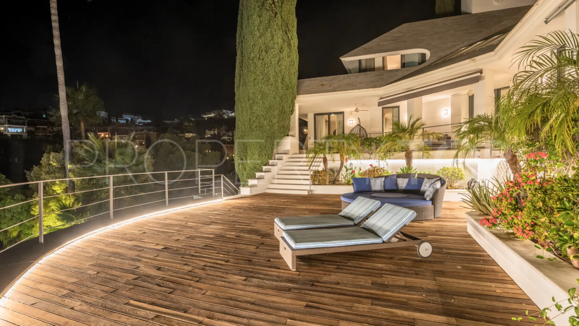For sale Los Naranjos Golf villa with 4 bedrooms