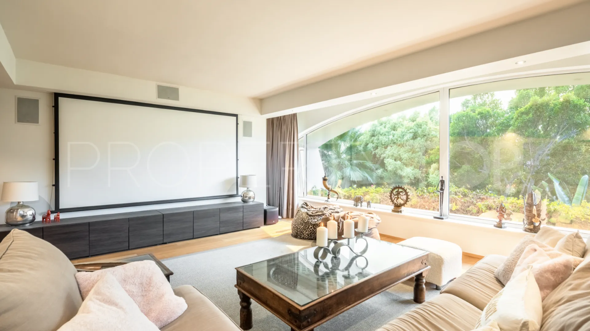 For sale Los Naranjos Golf villa with 4 bedrooms