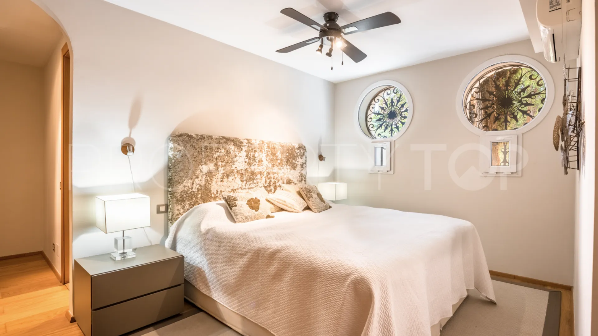 For sale Los Naranjos Golf villa with 4 bedrooms