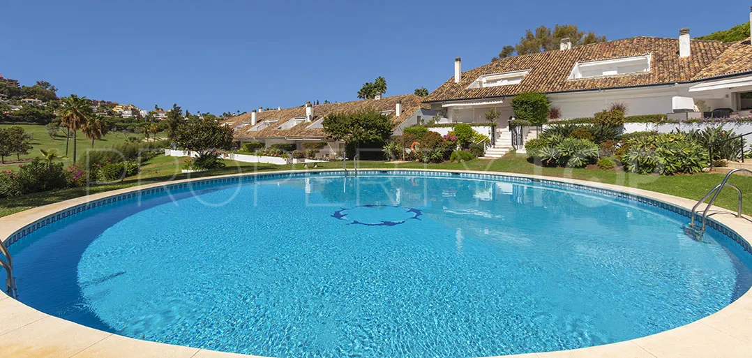 Adosado en venta de 3 dormitorios en Nueva Andalucia