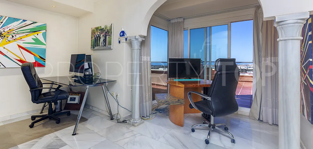 3 bedrooms apartment for sale in Magna Marbella