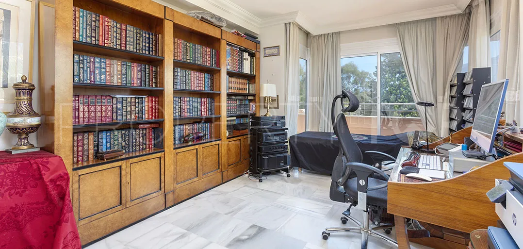 3 bedrooms apartment for sale in Magna Marbella