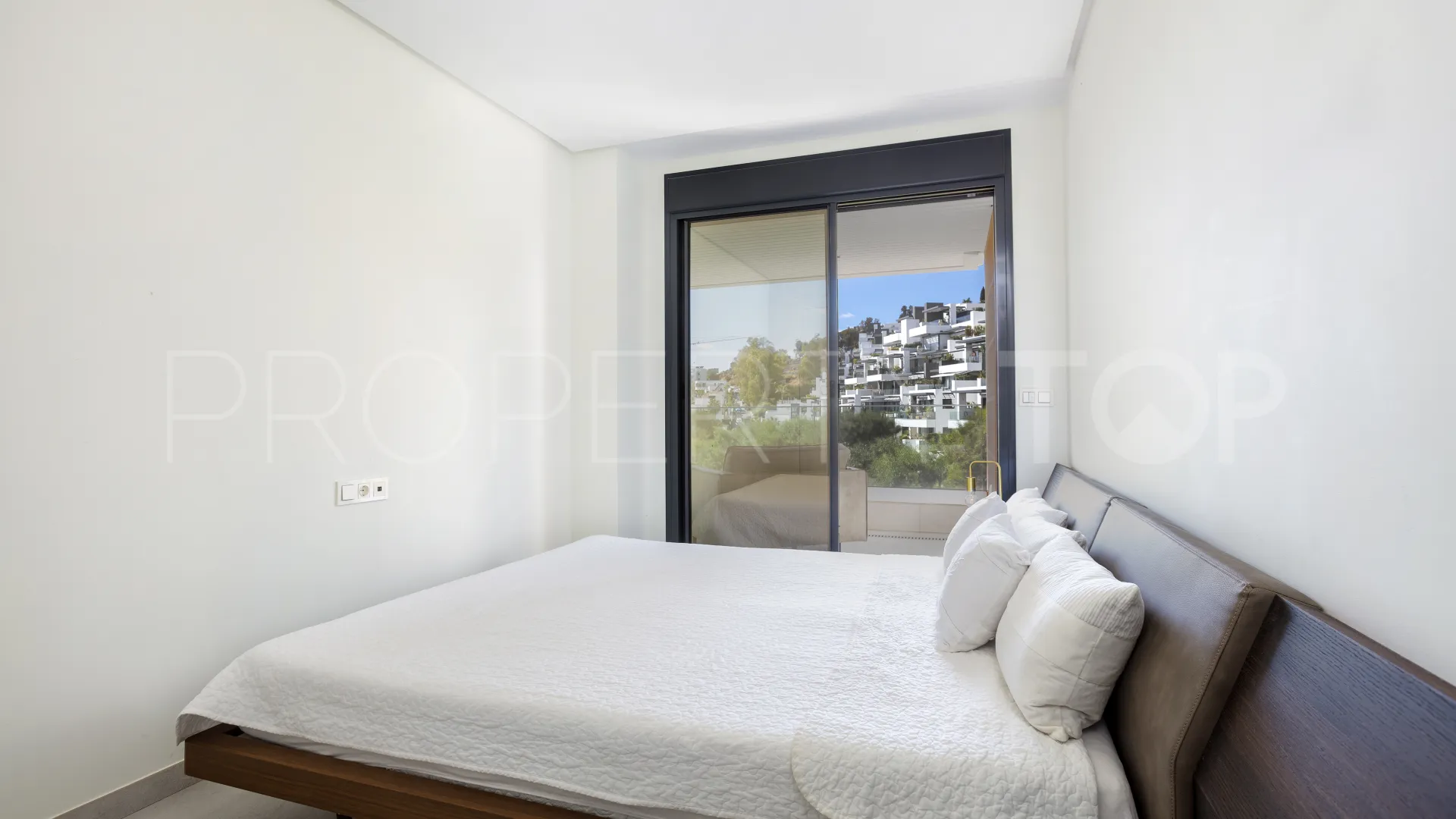 2 bedrooms apartment in La Quinta for sale