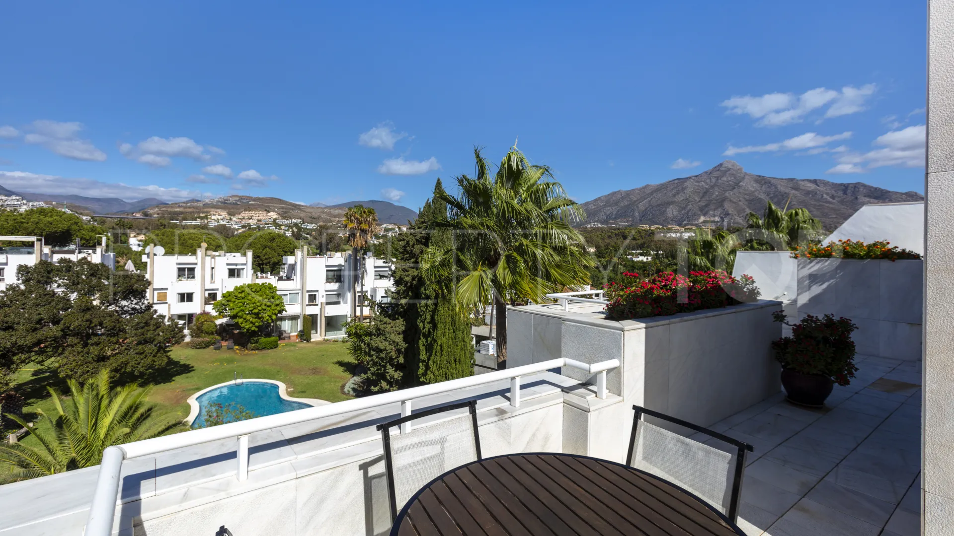 For sale duplex penthouse in Los Granados Golf