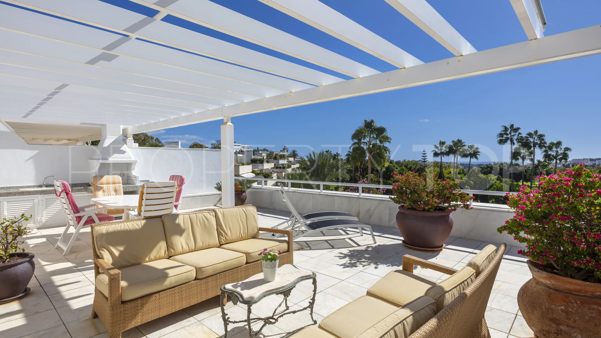 For sale duplex penthouse in Los Granados Golf