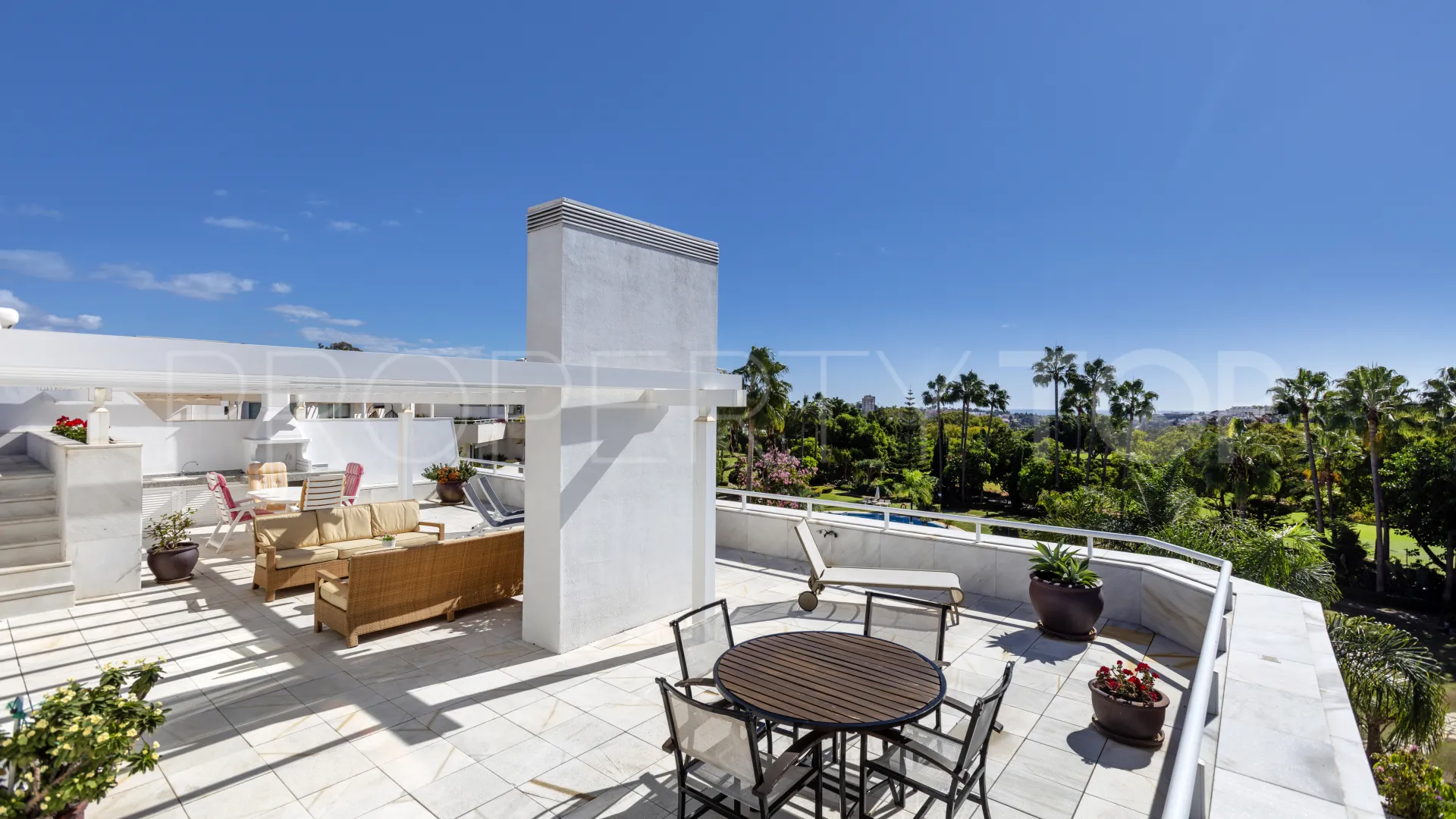 For sale duplex penthouse in Los Granados Golf