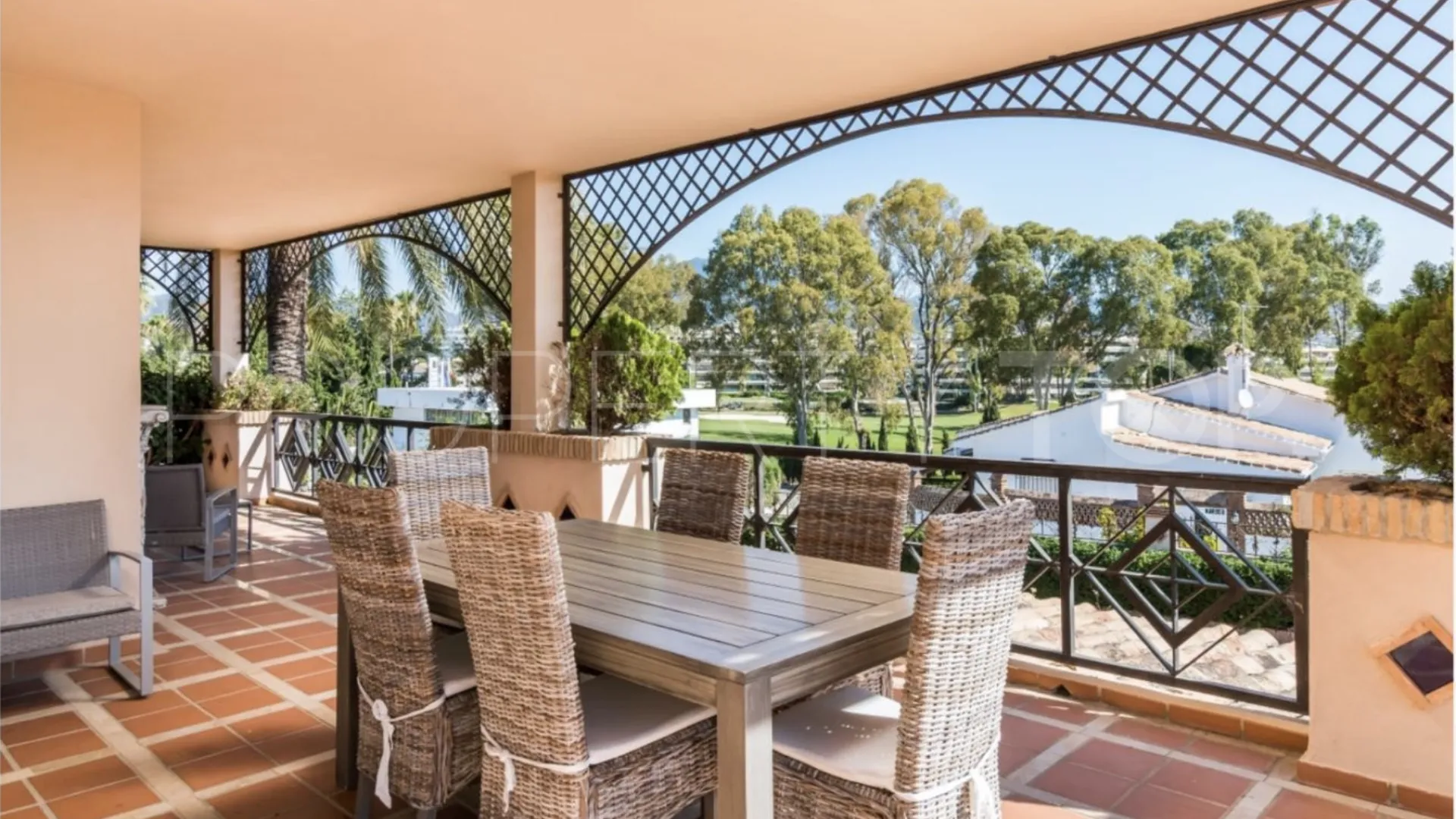 For sale Guadalmina Alta villa with 3 bedrooms