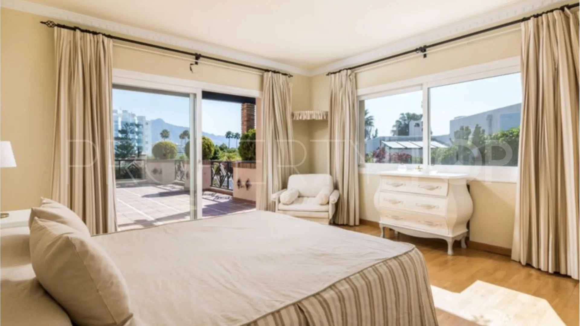 For sale Guadalmina Alta villa with 3 bedrooms