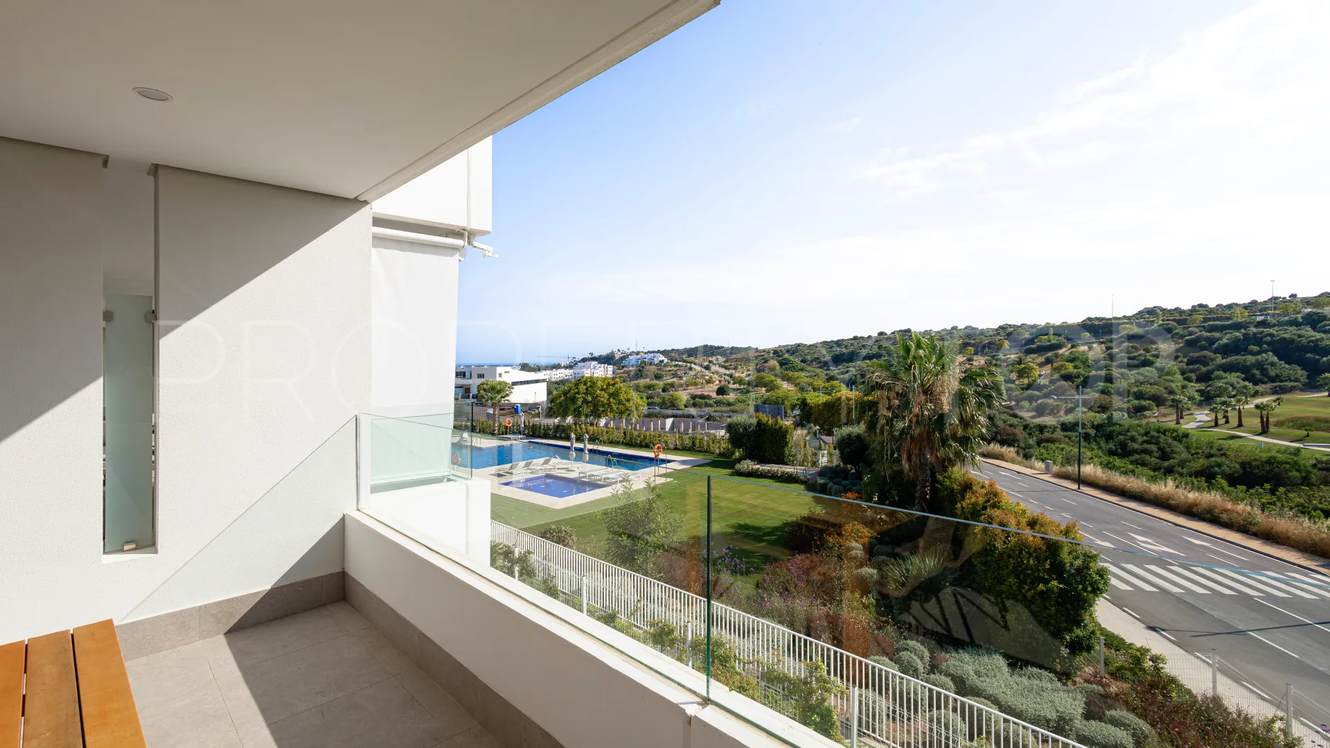 For sale Estepona West 3 bedrooms apartment