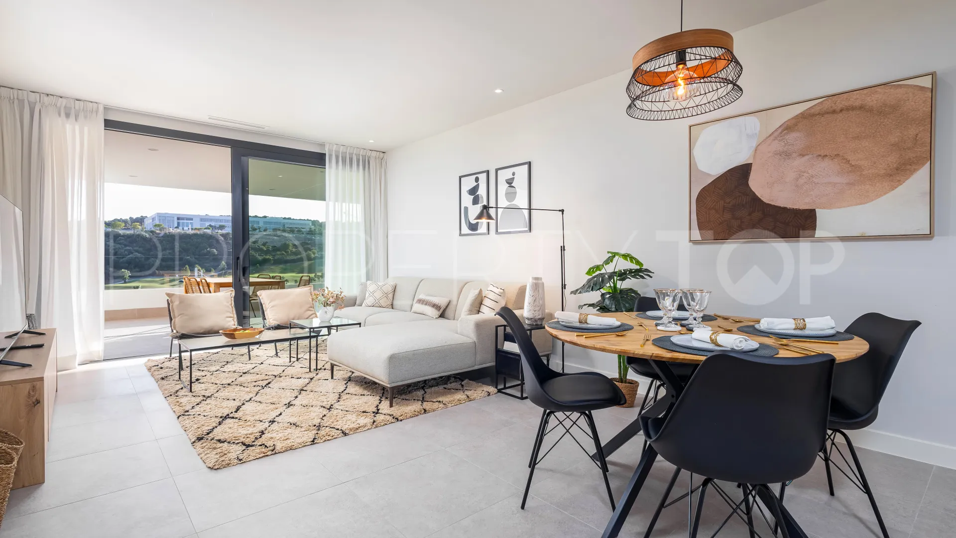 For sale Estepona West 3 bedrooms apartment