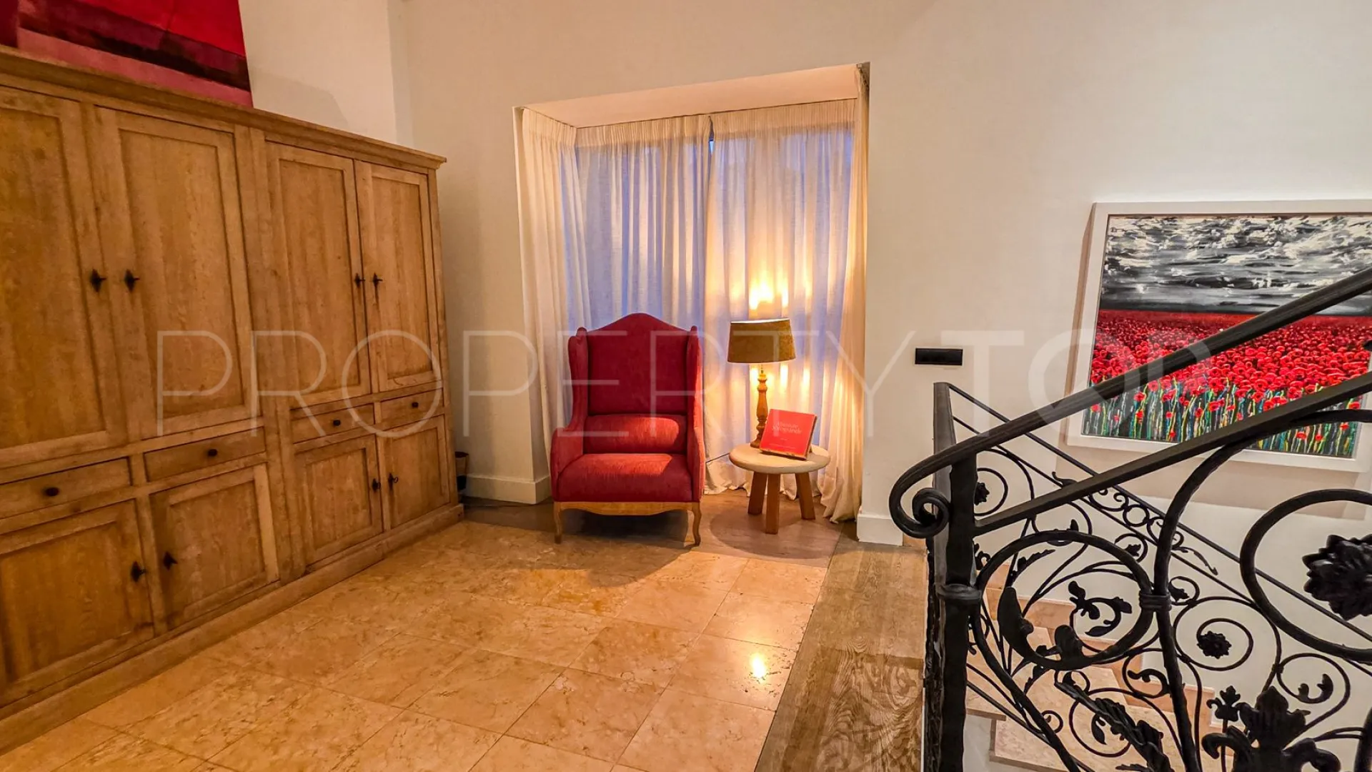 For sale villa with 5 bedrooms in Zona M