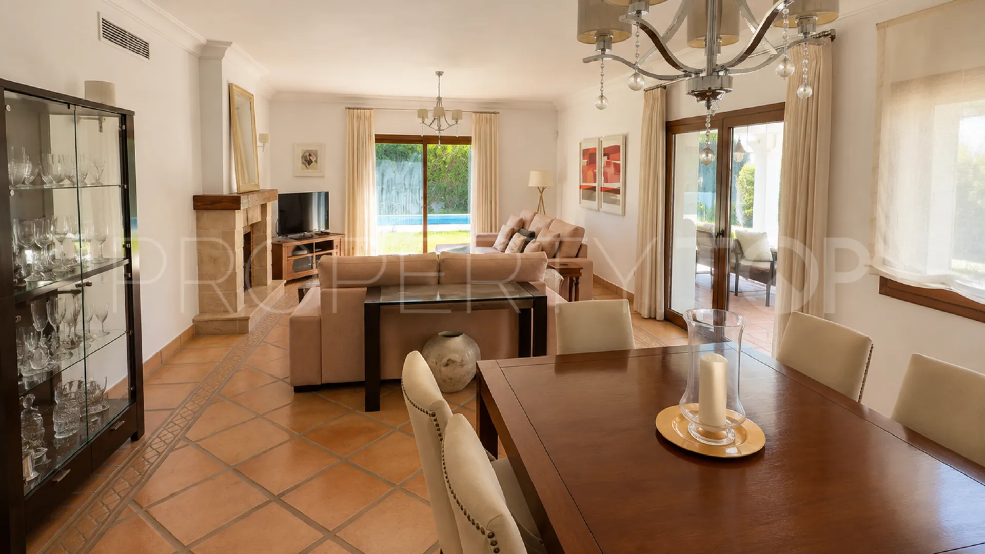 Villa con 4 dormitorios en venta en Sotogrande Costa