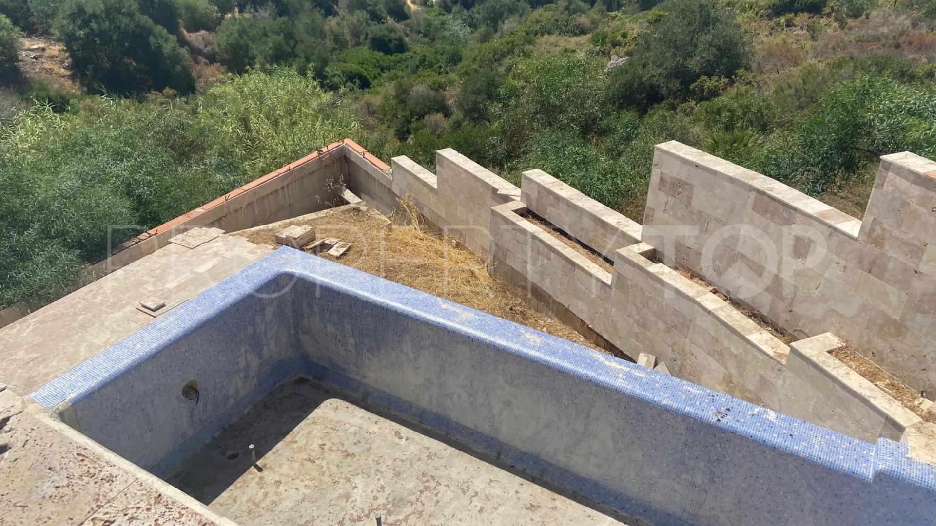 4 bedrooms villa for sale in San Roque