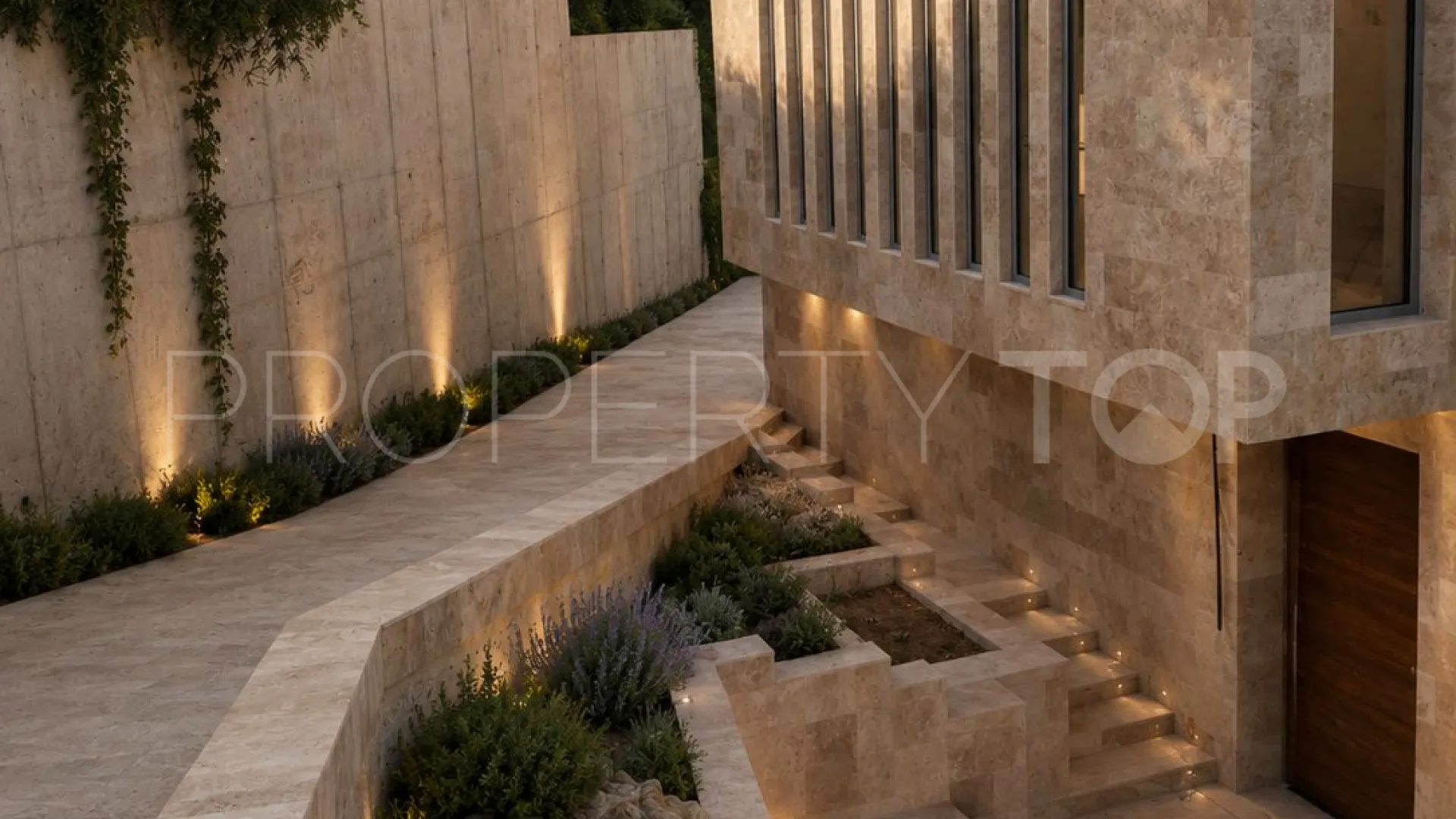 4 bedrooms villa for sale in San Roque