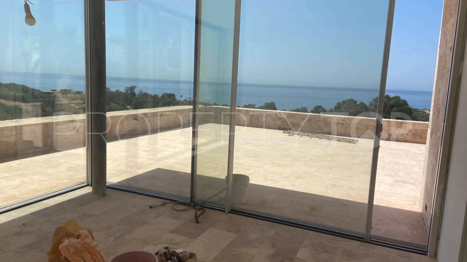 4 bedrooms villa for sale in San Roque
