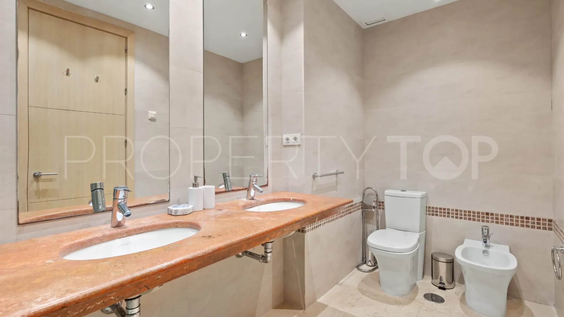 2 bedrooms apartment for sale in Ribera del Marlin