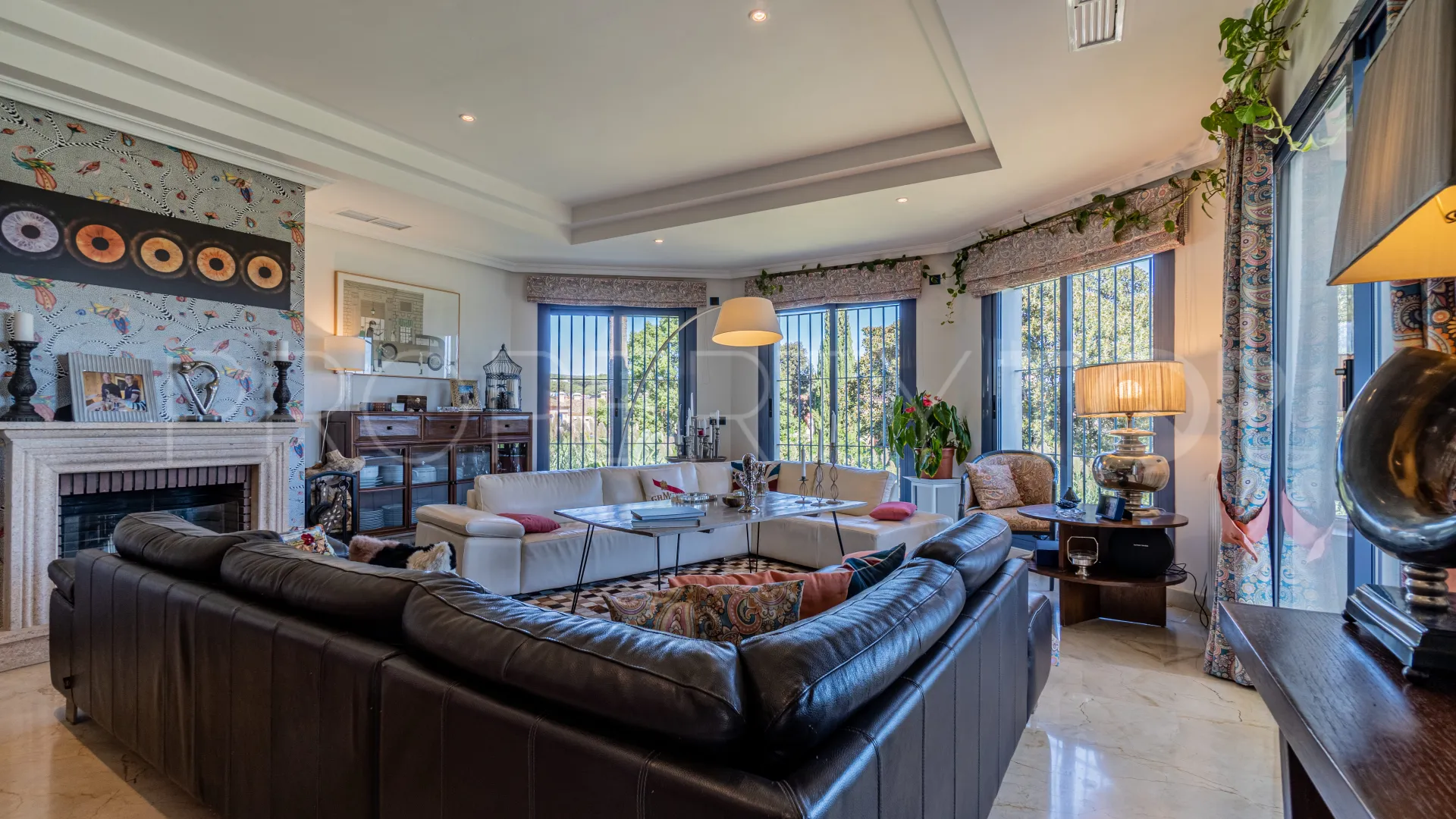Villa for sale in Zona B with 6 bedrooms