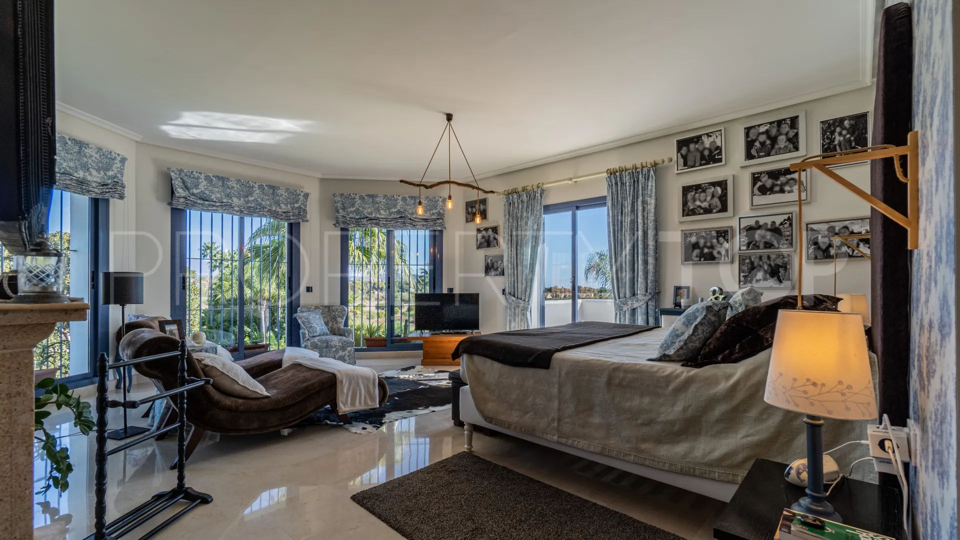 Villa for sale in Zona B with 6 bedrooms