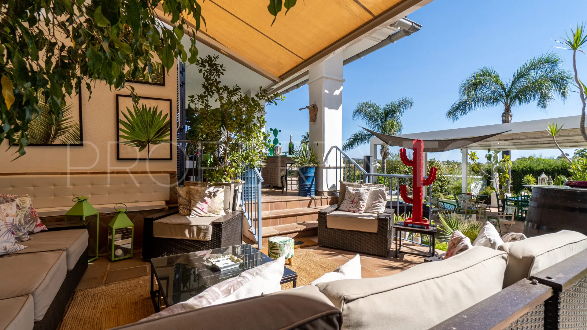 Villa for sale in Zona B with 6 bedrooms