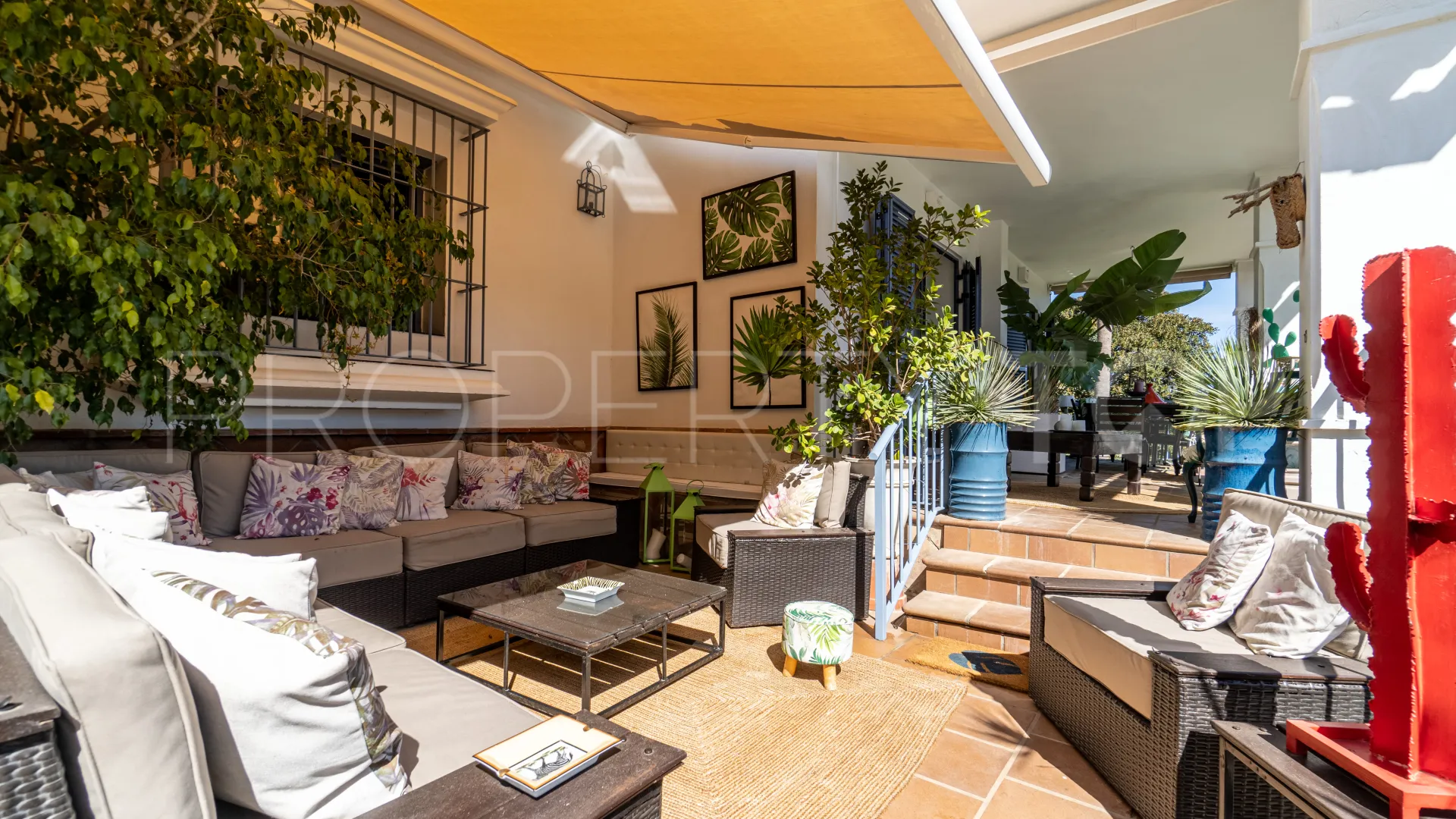 Villa for sale in Zona B with 6 bedrooms