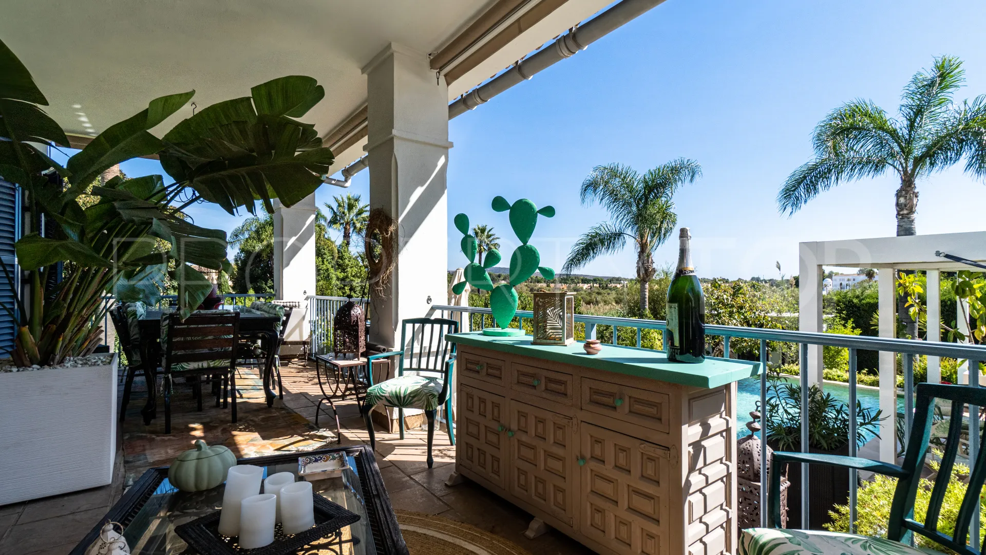 Villa for sale in Zona B with 6 bedrooms