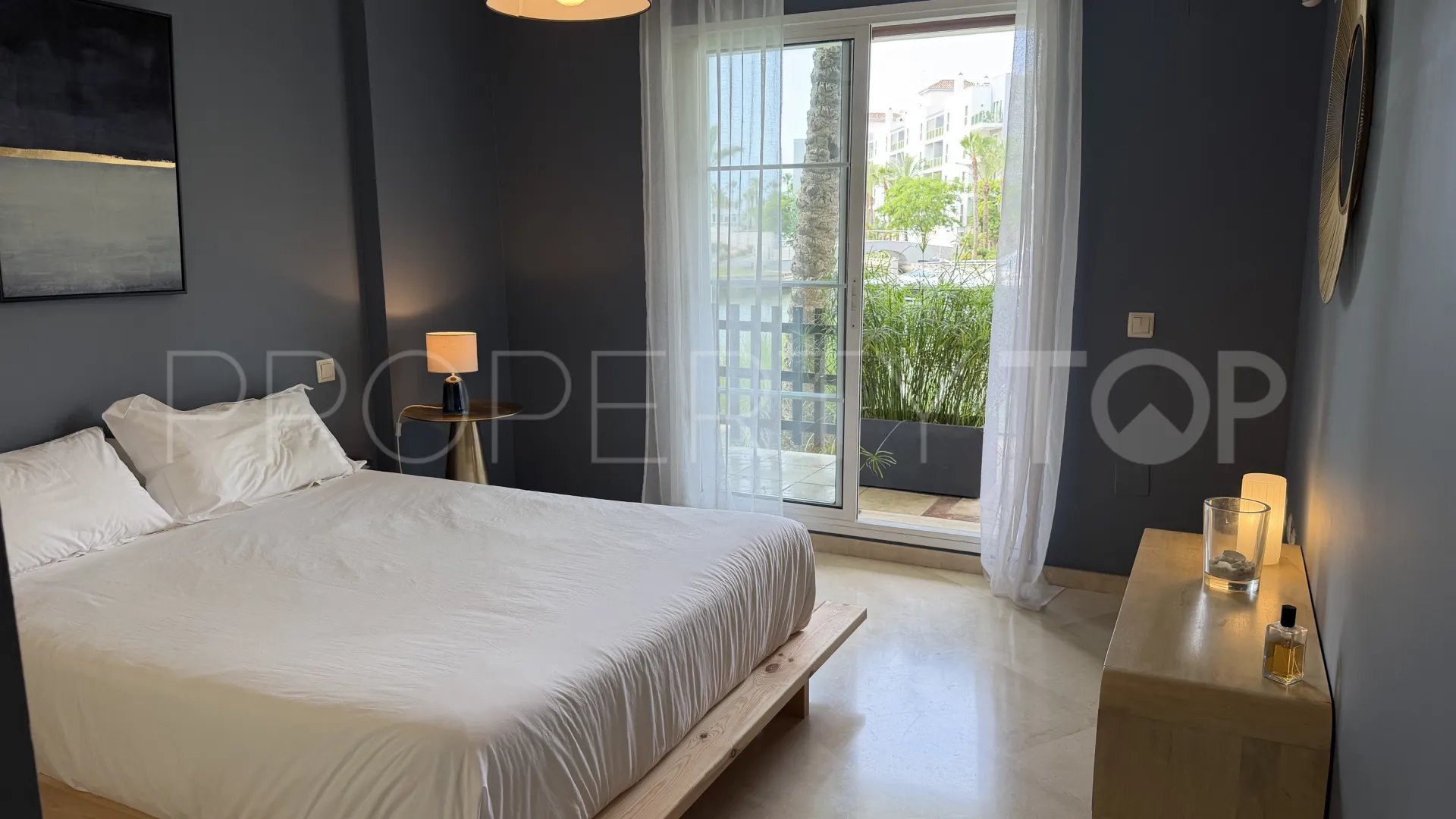 Apartment for sale in Isla Carey with 3 bedrooms