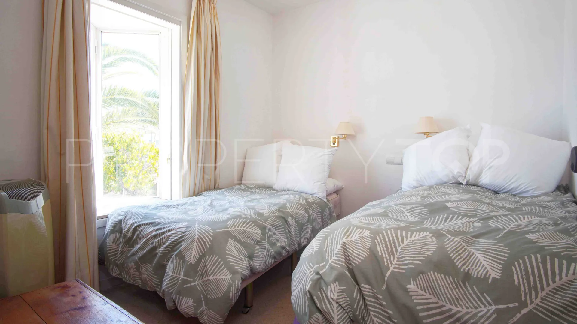 For sale town house in Ribera del Rio with 2 bedrooms