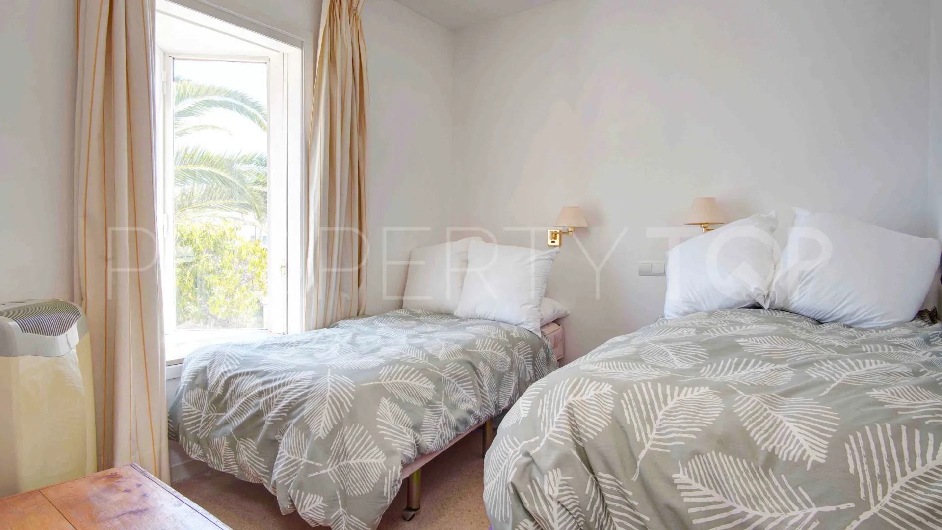 For sale town house in Ribera del Rio with 2 bedrooms