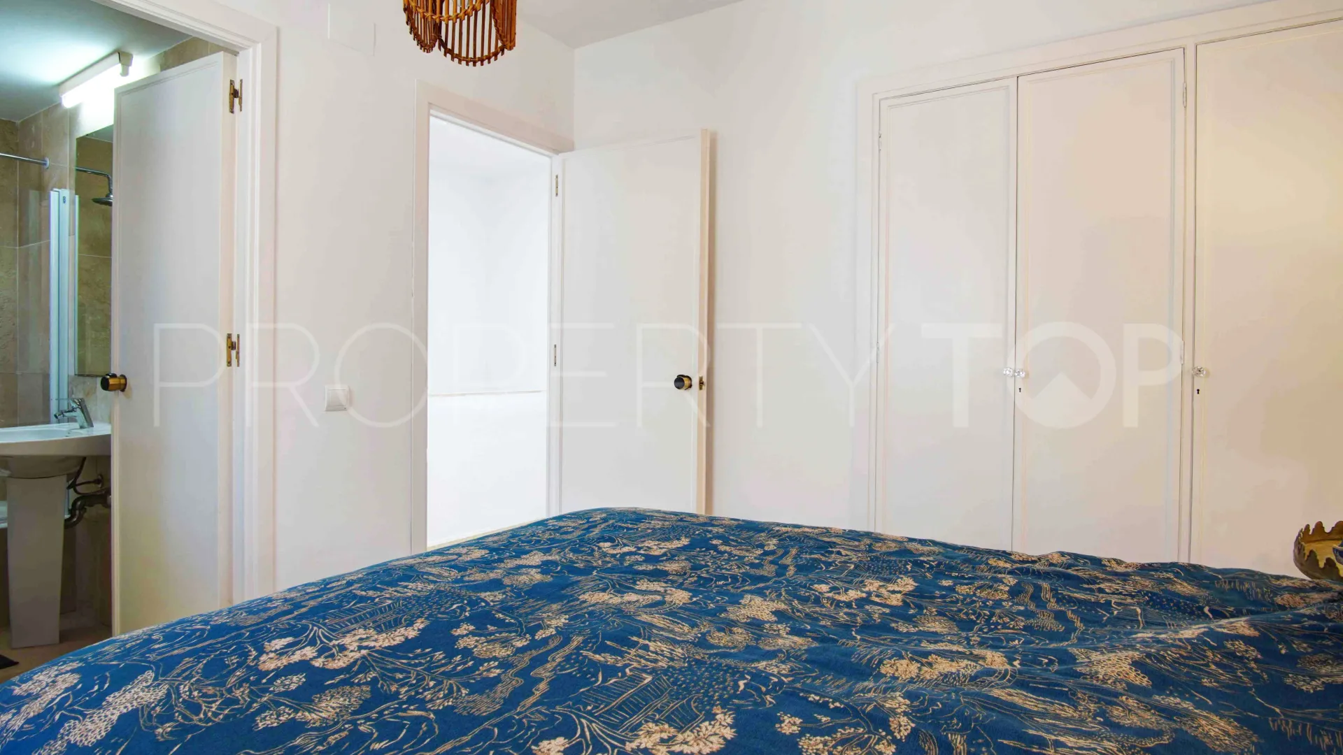 For sale town house in Ribera del Rio with 2 bedrooms