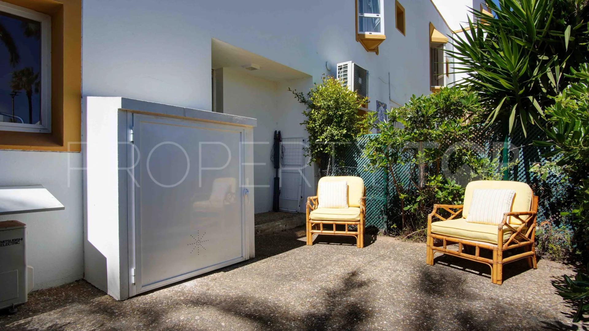For sale town house in Ribera del Rio with 2 bedrooms