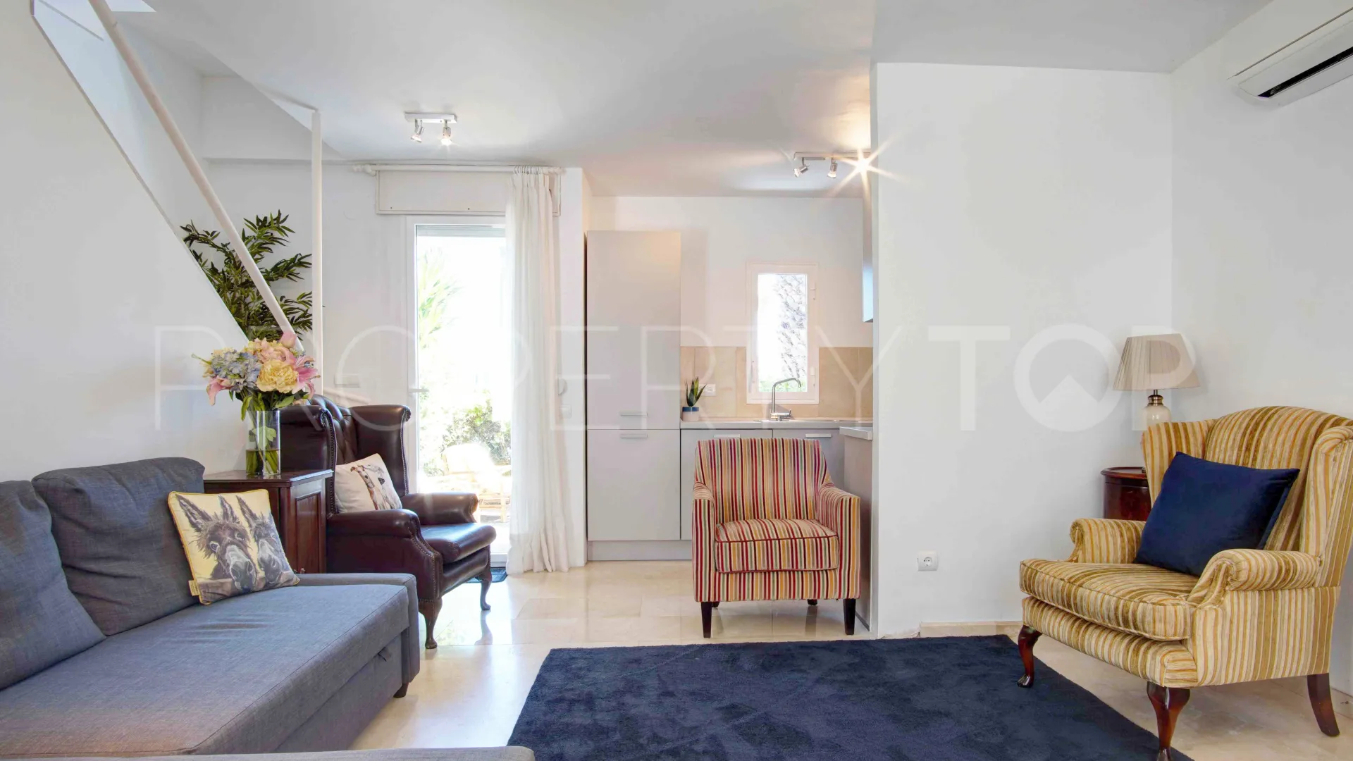 For sale town house in Ribera del Rio with 2 bedrooms