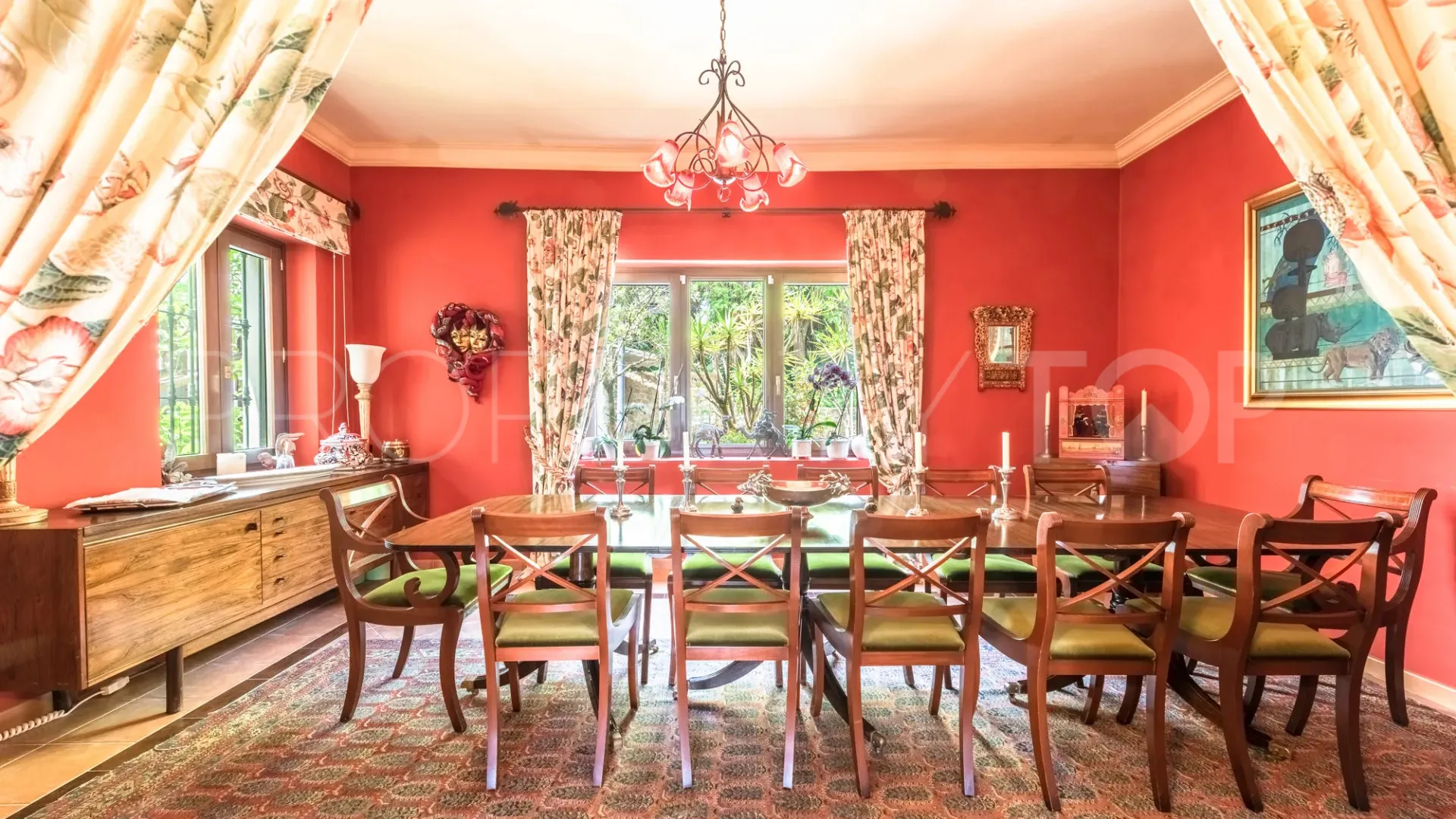 For sale villa with 9 bedrooms in Zona F