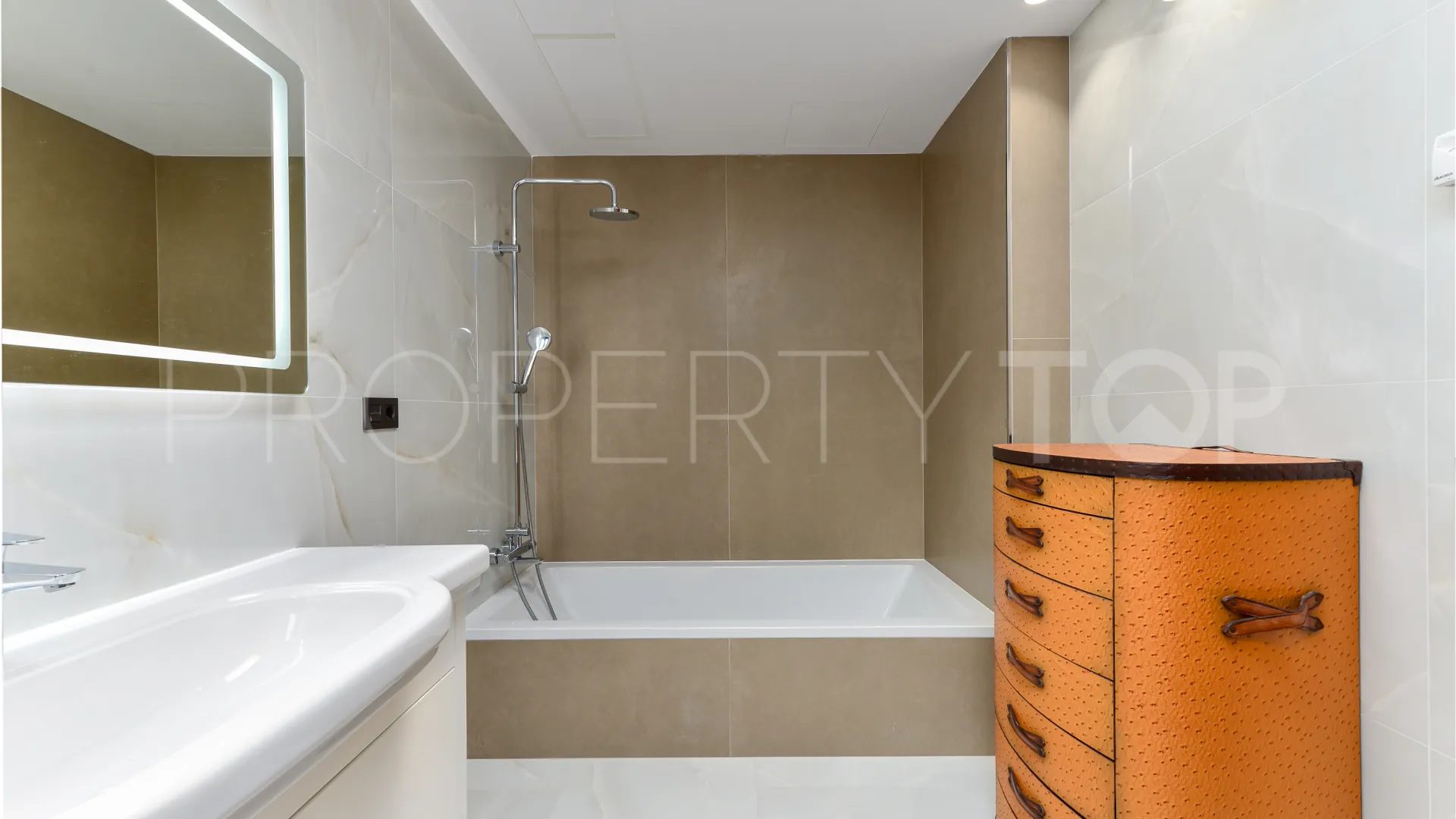 Villa en venta en La Paloma de 4 dormitorios