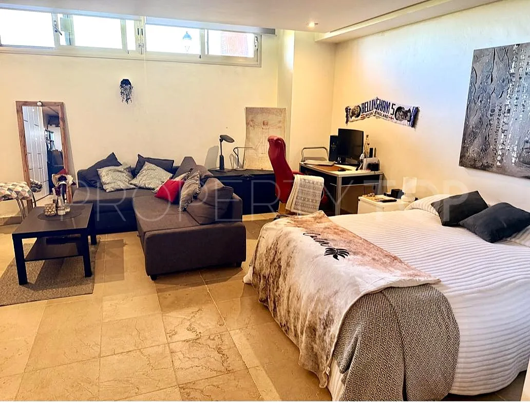 Bahia de las Rocas semi detached house for sale