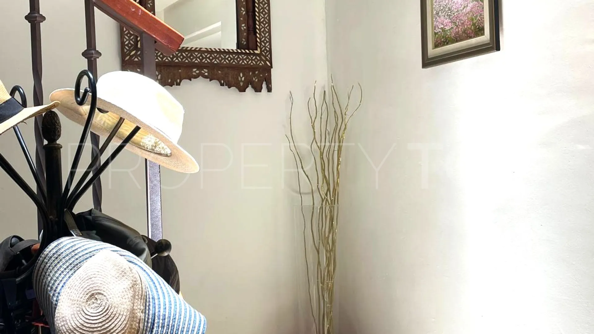 Bahia de las Rocas semi detached house for sale