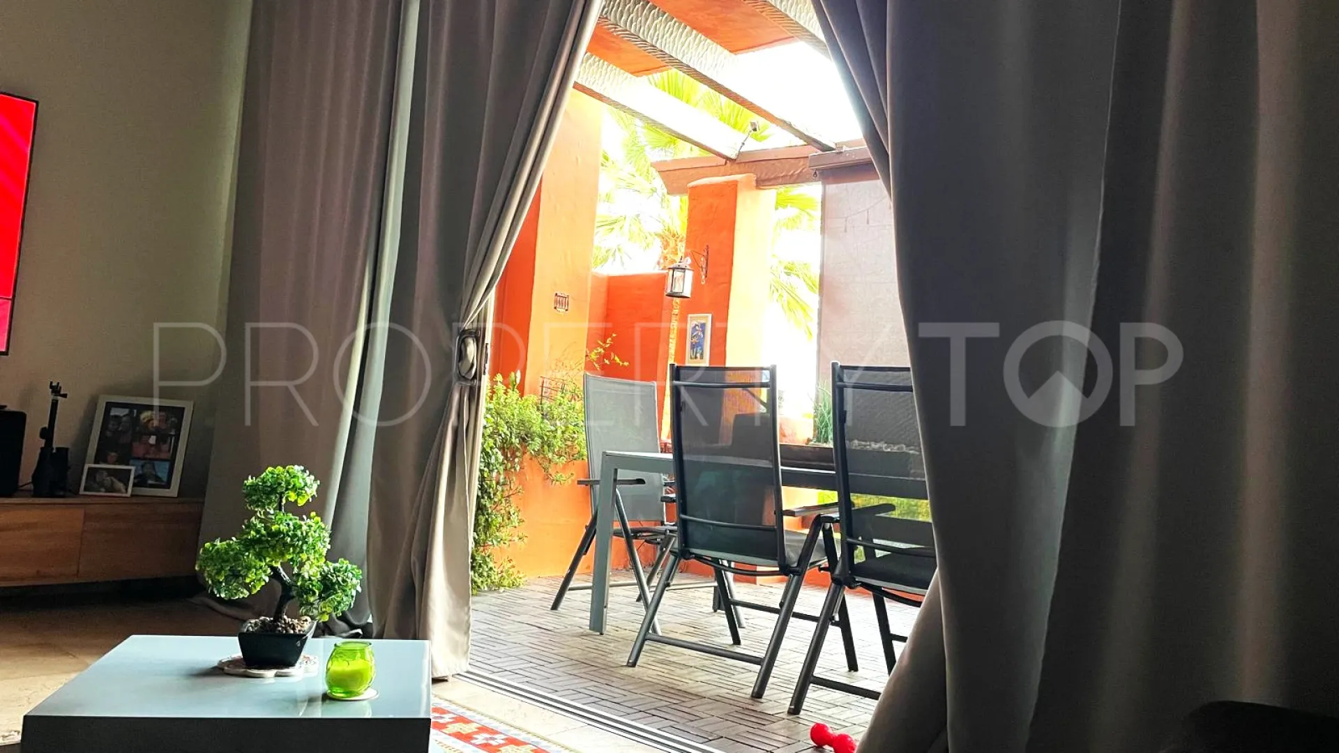 Bahia de las Rocas semi detached house for sale