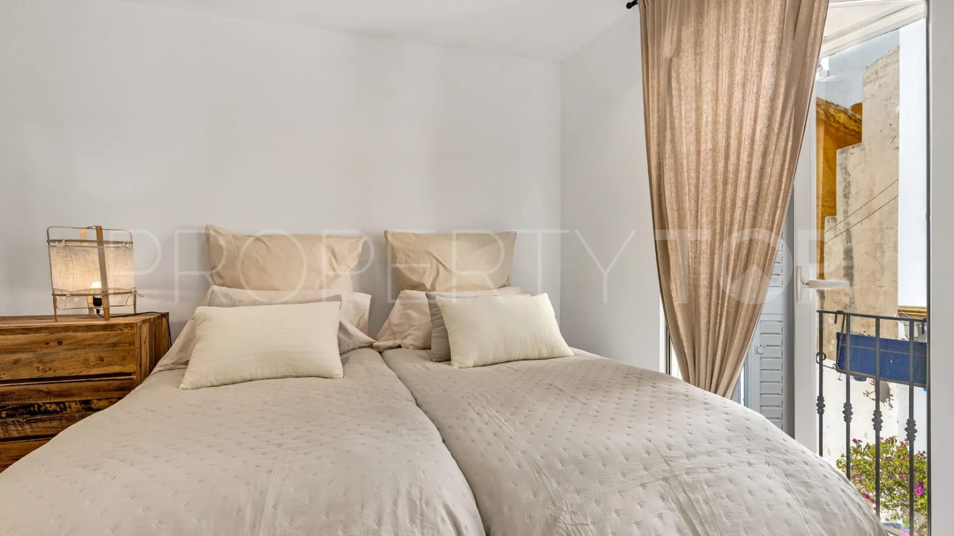 2 bedrooms Estepona Old Town semi detached house for sale