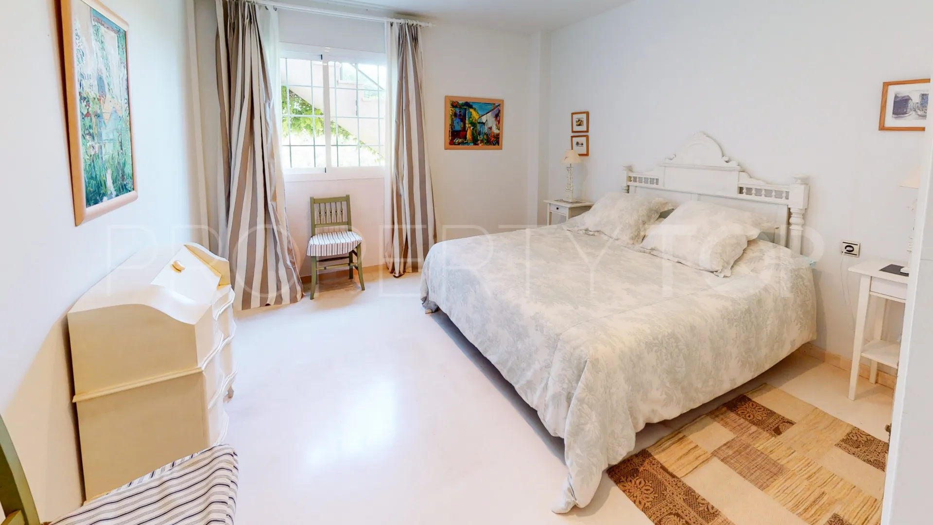 For sale villa in Sotogrande Alto with 7 bedrooms