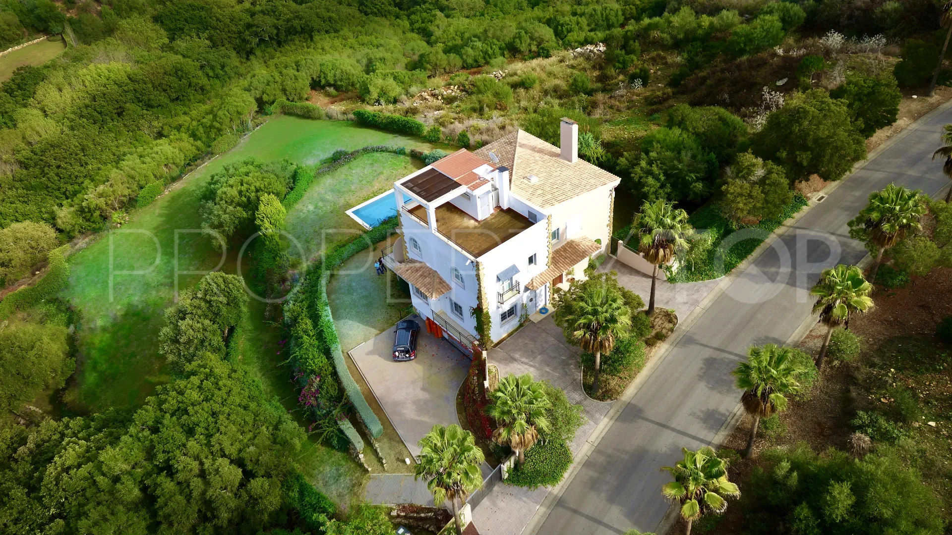 For sale villa in Sotogrande Alto with 7 bedrooms