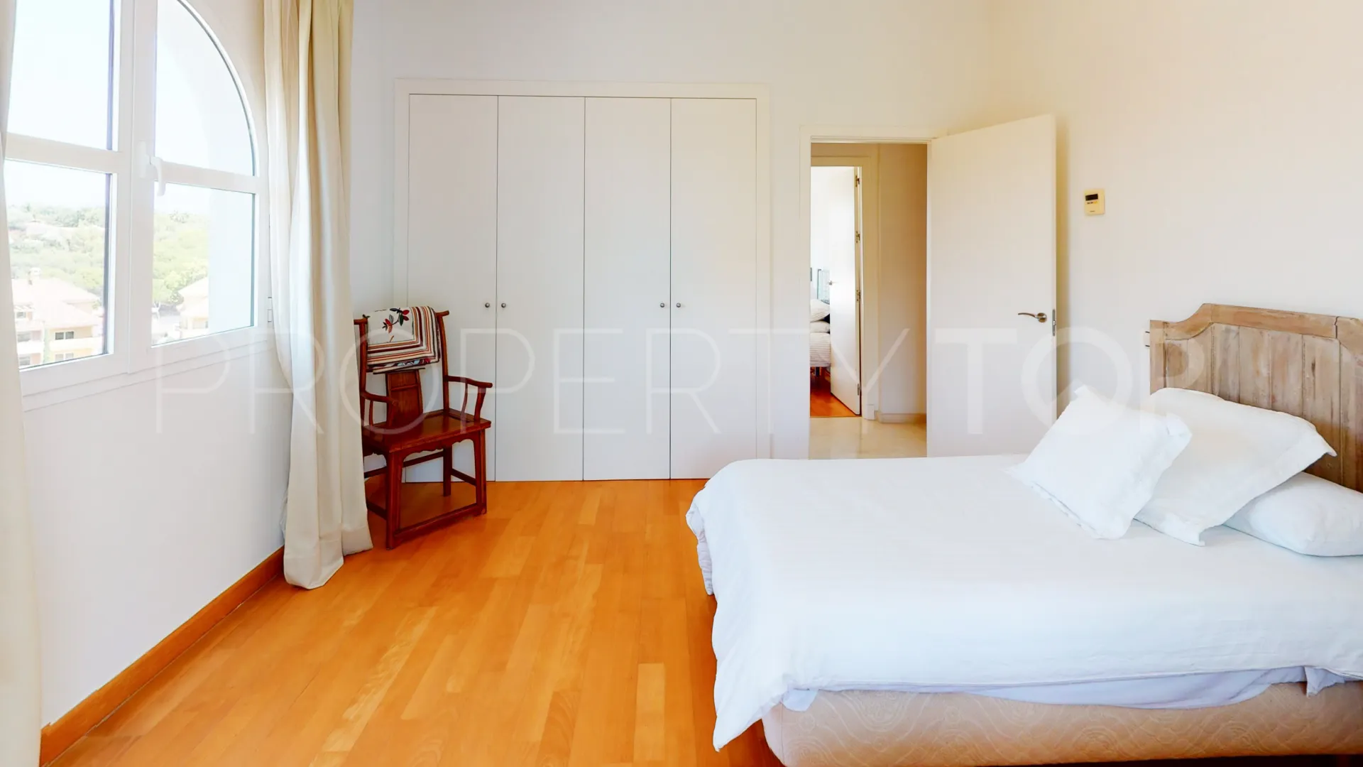 For sale villa in Sotogrande Alto with 7 bedrooms