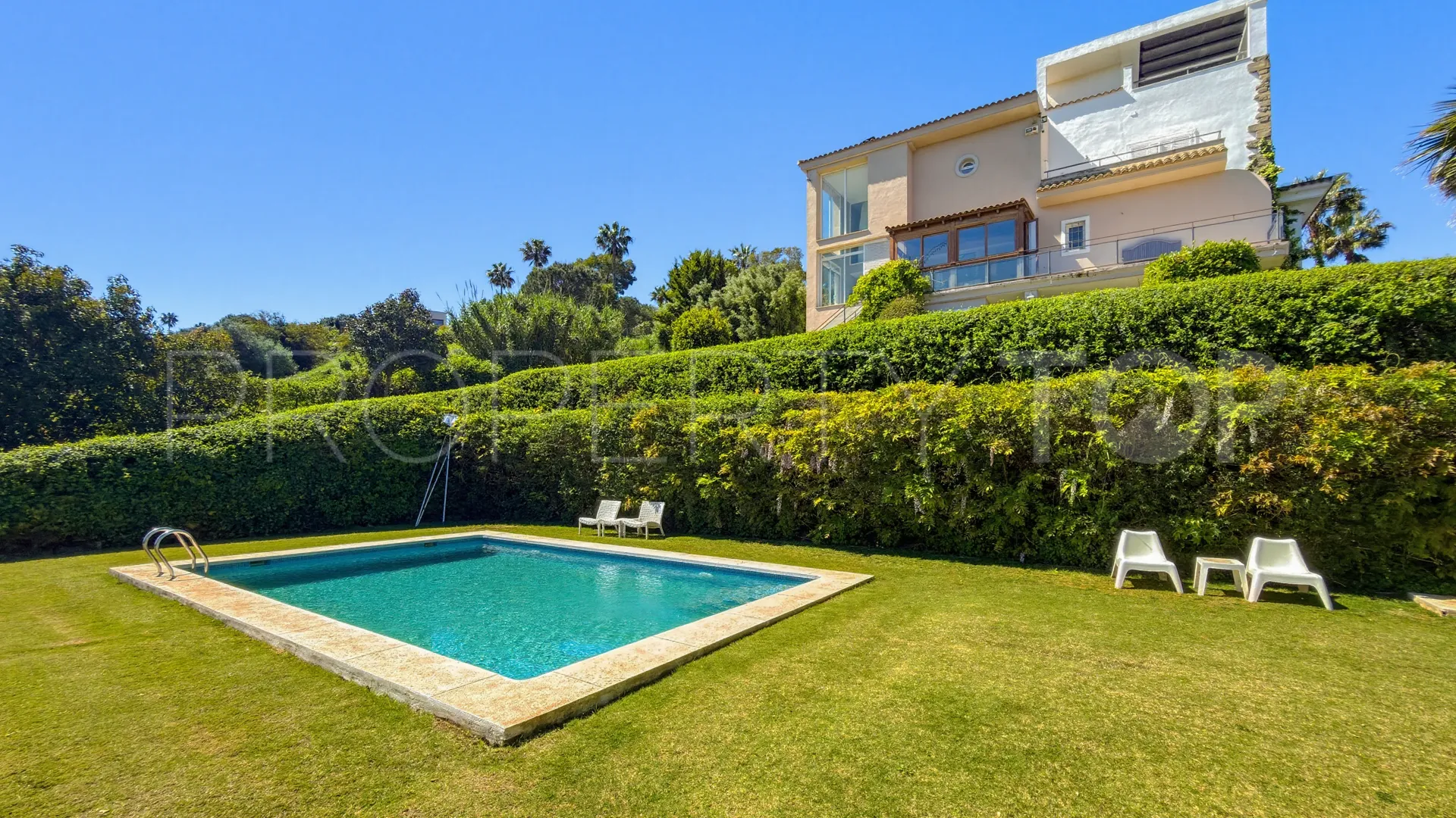 For sale villa in Sotogrande Alto with 7 bedrooms