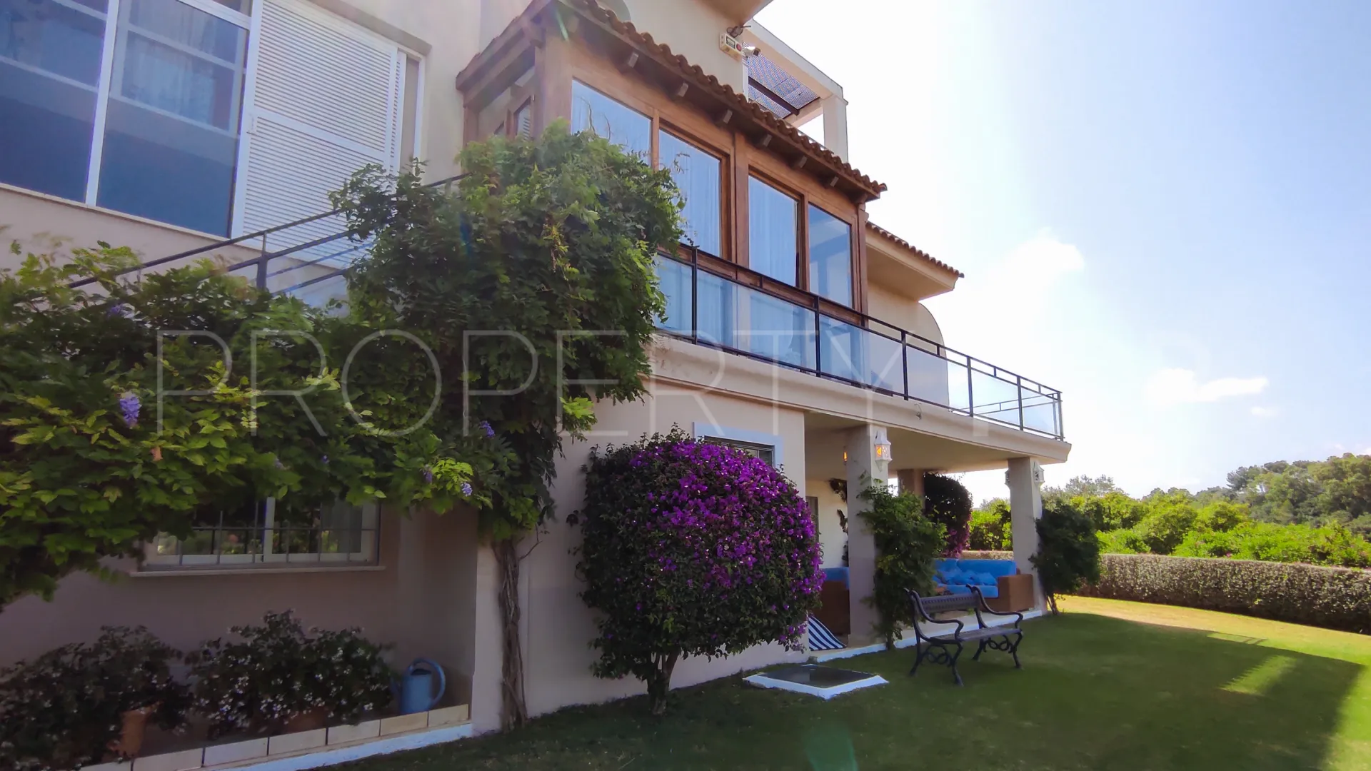 For sale villa in Sotogrande Alto with 7 bedrooms
